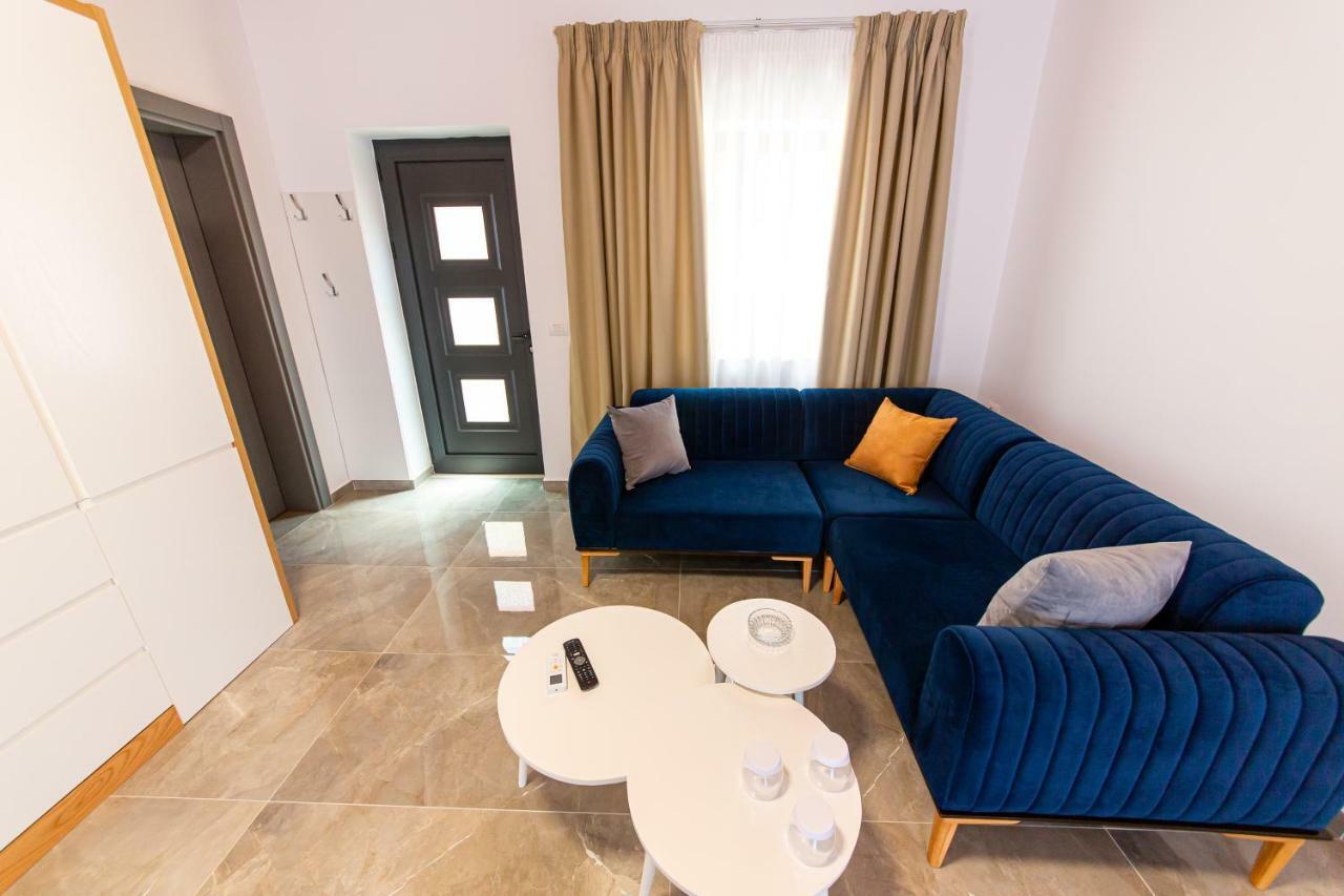 Santa Oliva Suites Ксамил Экстерьер фото