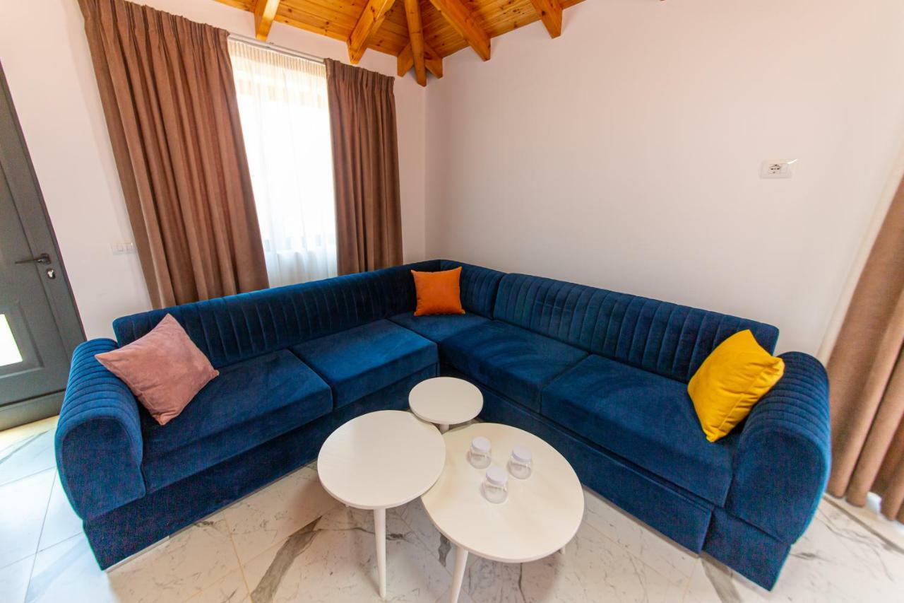 Santa Oliva Suites Ксамил Экстерьер фото