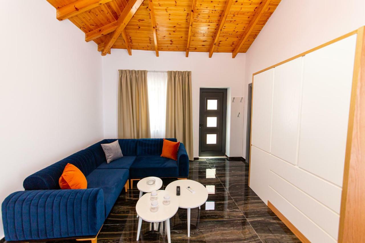 Santa Oliva Suites Ксамил Экстерьер фото