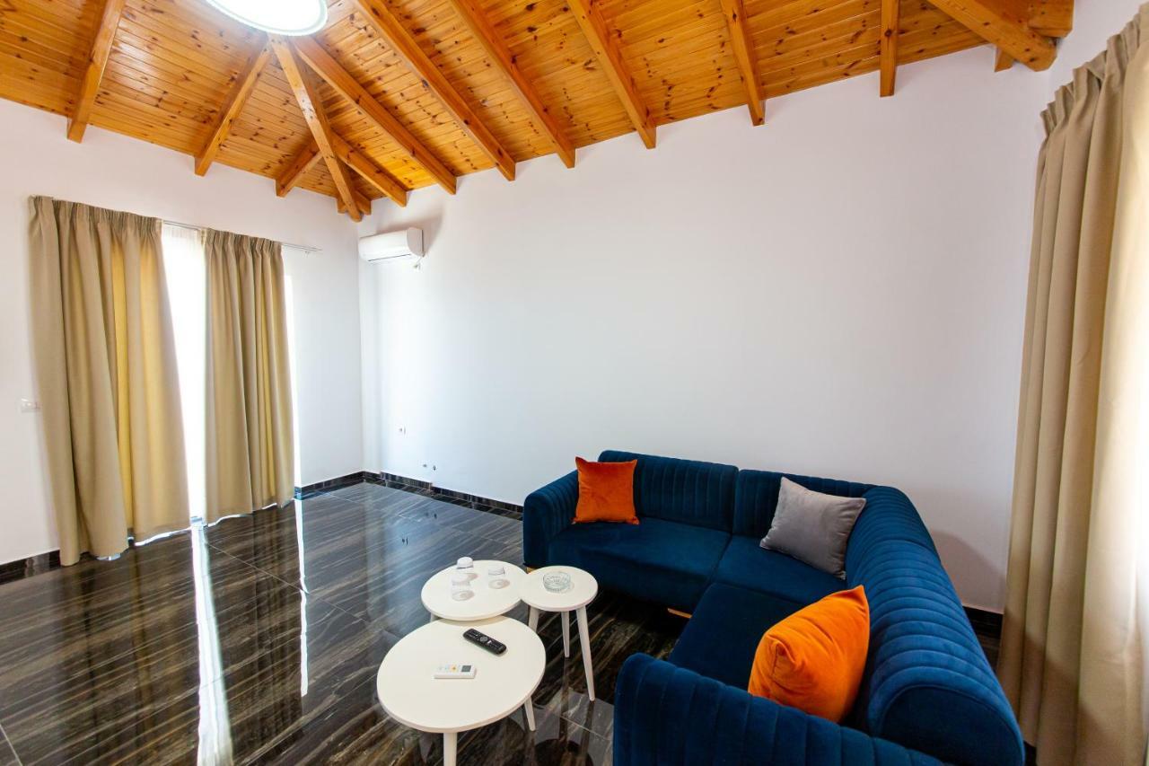 Santa Oliva Suites Ксамил Экстерьер фото